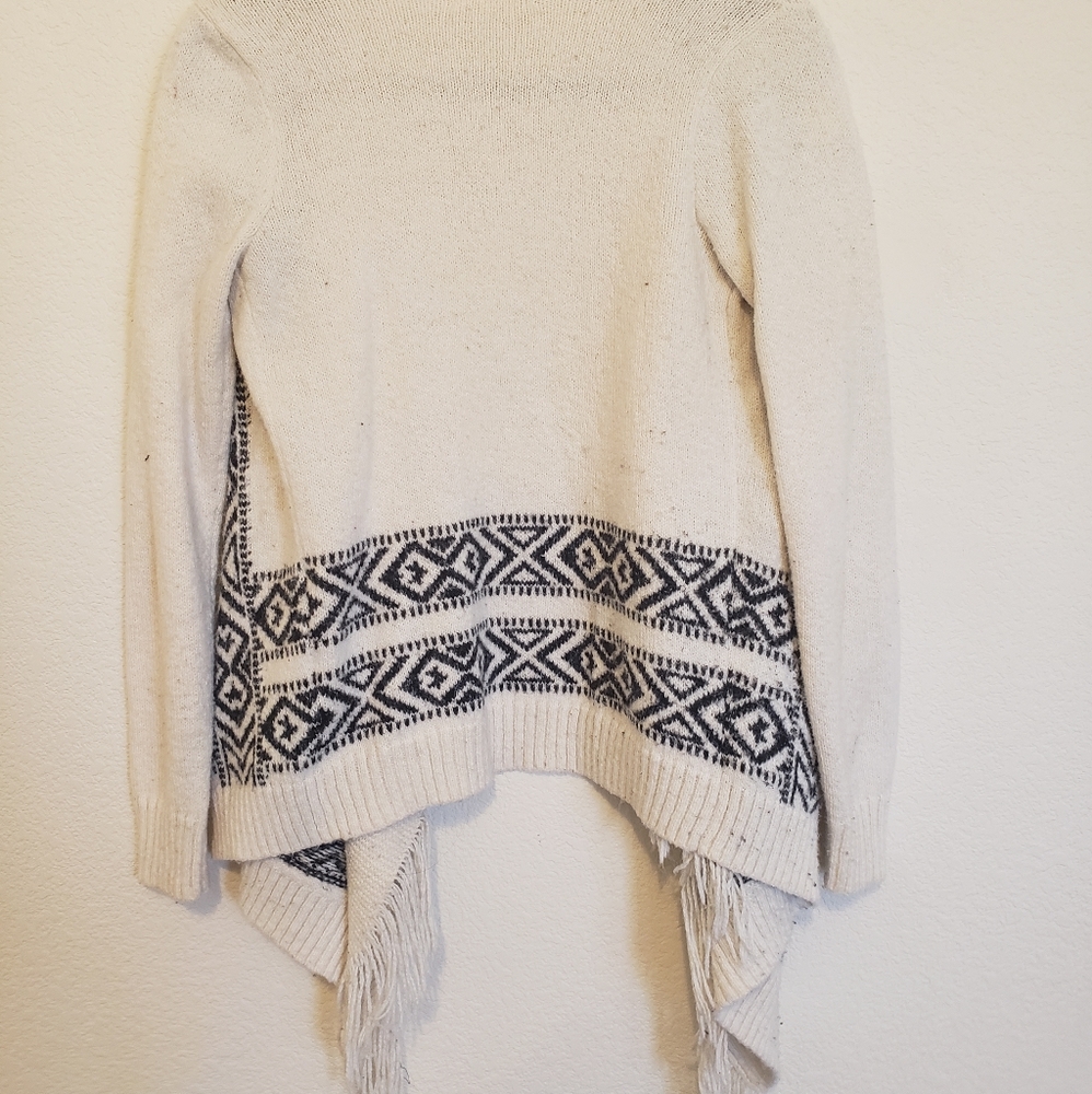 Sweater - Picture 3 of 3